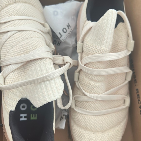 Holo Maverick Slip-on Women Sneakers Comfort Athletic Shoes Sz  8 Vanilla Ice - Picture 6 of 8